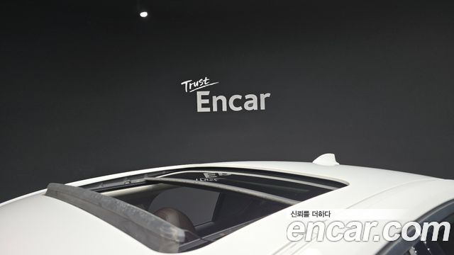 BMW 3-Series 2021 — photo 25
