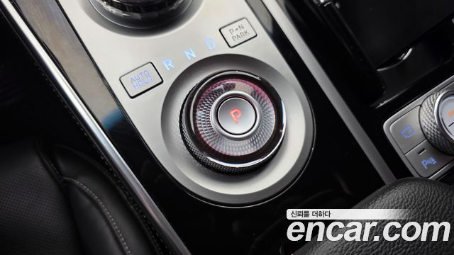 Genesis GV80 2023 — photo 12
