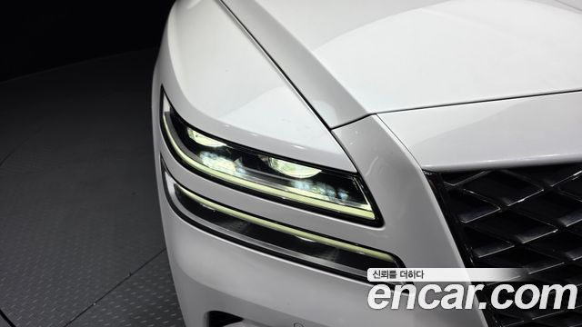 Genesis GV80 2023 — photo 8