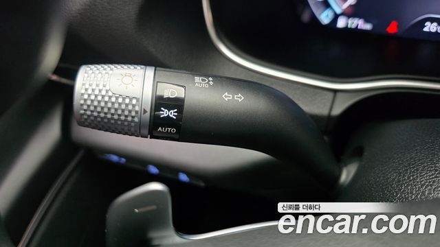 Genesis GV80 2023 — photo 34