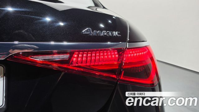 Mercedes-Benz S-Class 2026 — photo 9