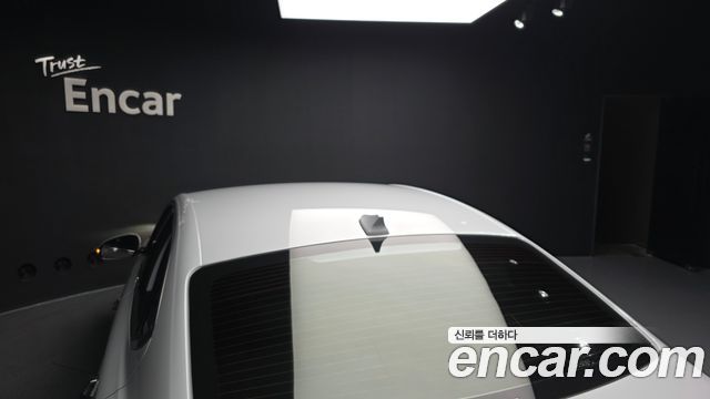 Genesis G70 2019 — photo 38