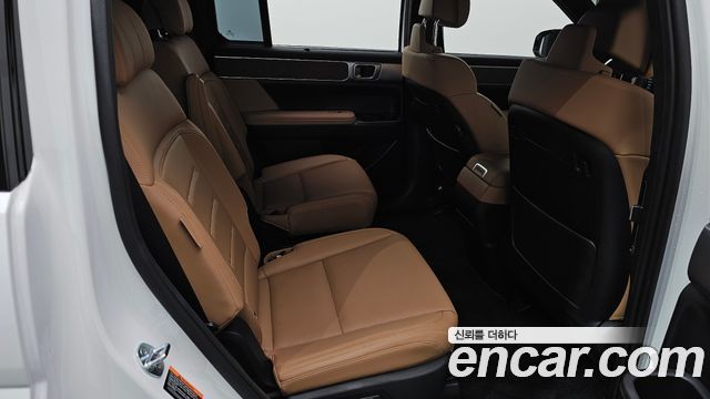 Hyundai Santafe 2024 — photo 17