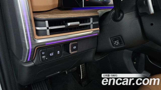 Hyundai Santafe 2024 — photo 25