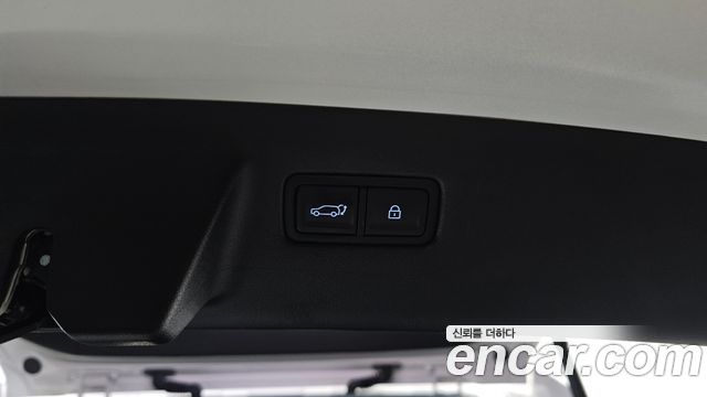 Hyundai Santafe 2024 — photo 31