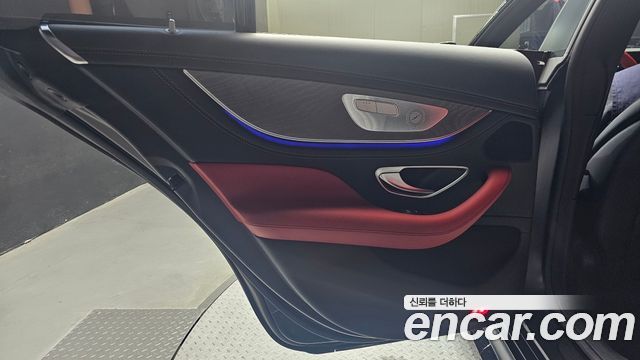 Mercedes-Benz AMG GT 2023 — photo 15