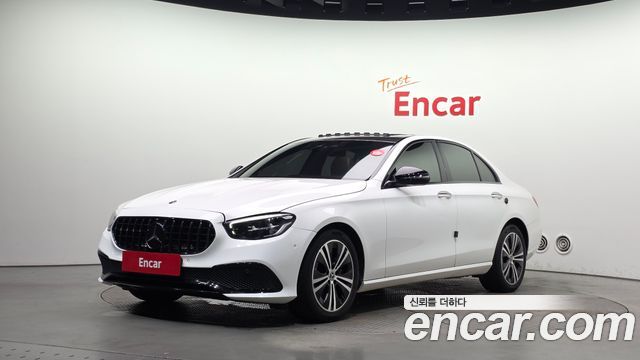 Mercedes-Benz E-Class 2021 — photo 1