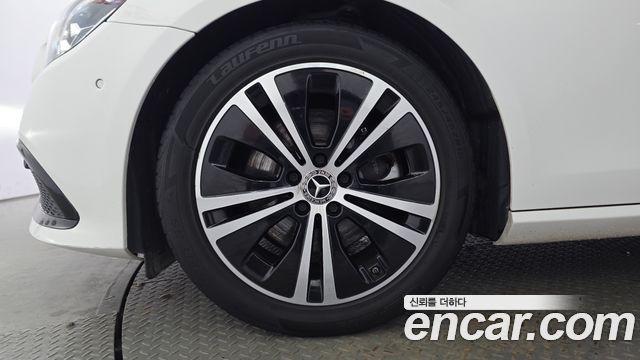 Mercedes-Benz E-Class 2021 — photo 5