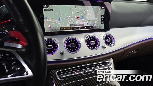 Mercedes-Benz E-Class 2021 — photo 19