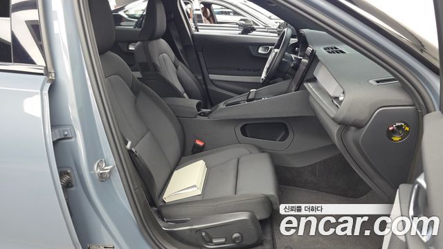 Polestar Polestar 2 2022 — photo 17