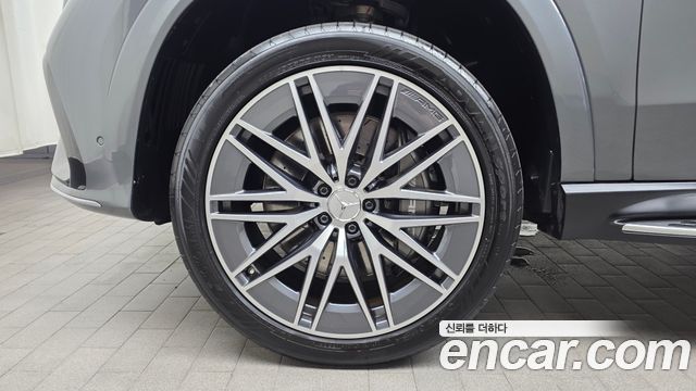 Mercedes-Benz GLE-Class 2025 — photo 5