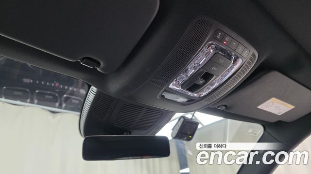 Mercedes-Benz GLE-Class 2025 — photo 26