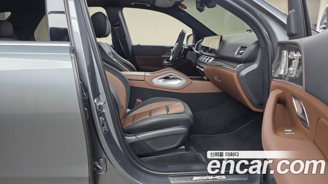 Mercedes-Benz GLE-Class 2025 — photo 16