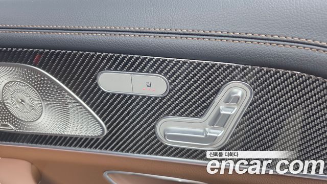 Mercedes-Benz GLE-Class 2025 — photo 34