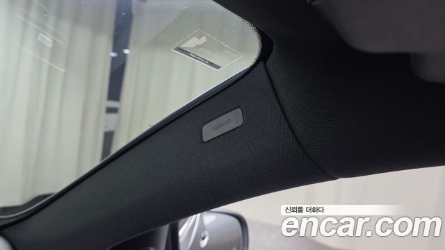 Mercedes-Benz GLE-Class 2025 — photo 36