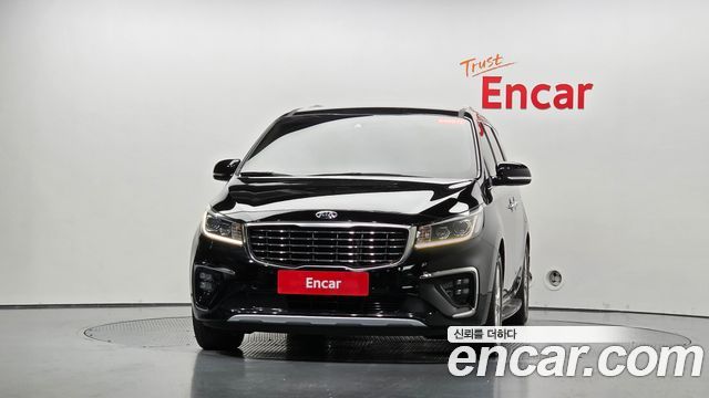 Kia Canival 2019 — photo 3