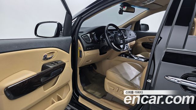 Kia Canival 2019 — photo 13