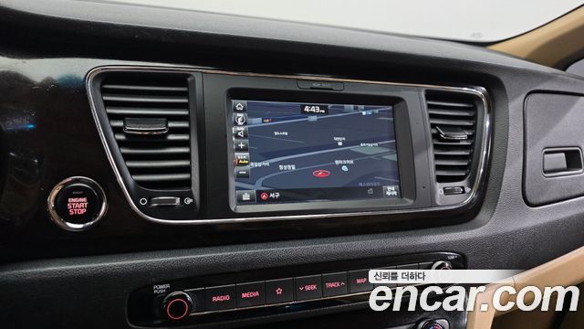 Kia Canival 2019 — photo 20