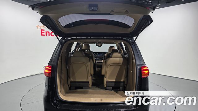 Kia Canival 2019 — photo 26