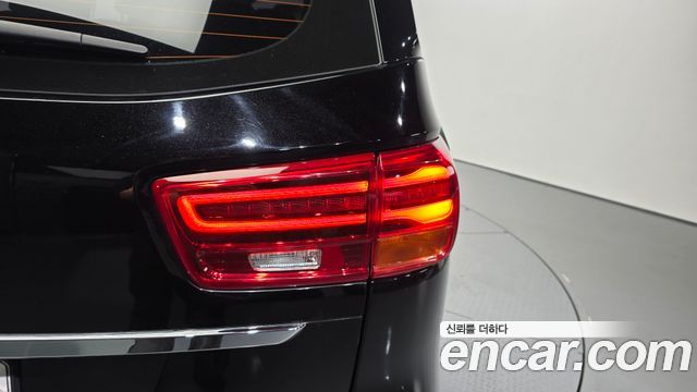 Kia Canival 2019 — photo 9