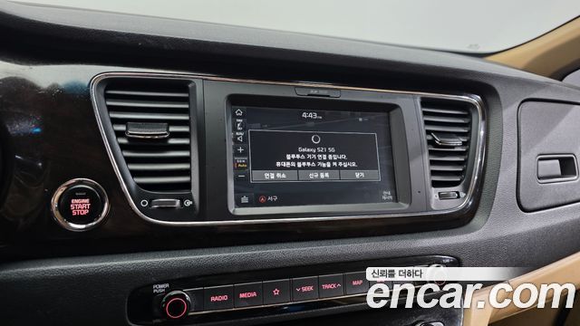 Kia Canival 2019 — photo 27