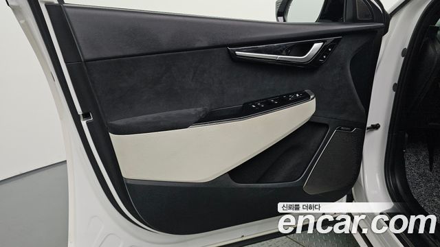 Kia EV6 2022 — photo 14
