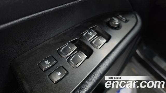 KG Mobility Rexton 2019 — photo 26