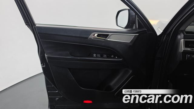 KG Mobility Rexton 2019 — photo 14
