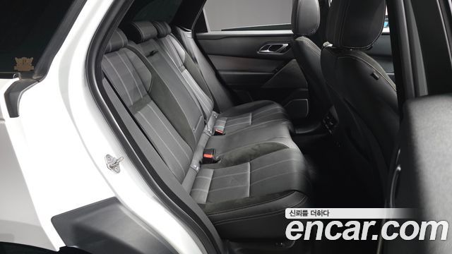 Land Rover Range Rover Velar 2021 — photo 18