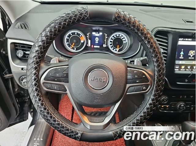 Jeep Cherokee 2019 — photo 9