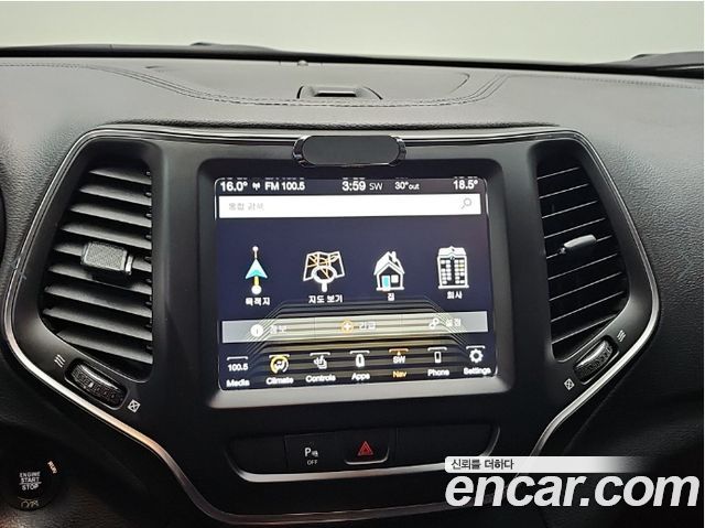 Jeep Cherokee 2019 — photo 14