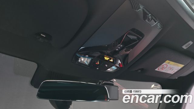 Mini Cooper 2026 — photo 31