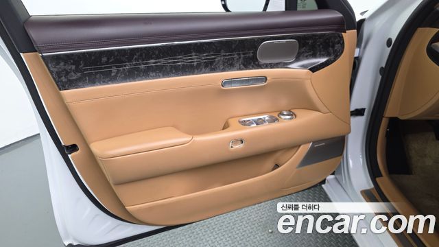 Genesis G90 2025 — photo 14