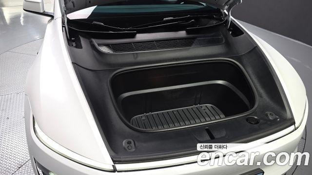 Tesla Model Y 2025 — photo 6