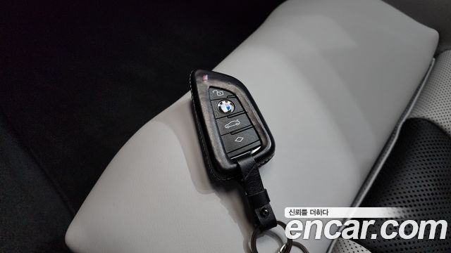 BMW M3 2025 — photo 27