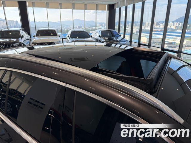Mercedes-Benz GLC-Class 2026 — photo 11