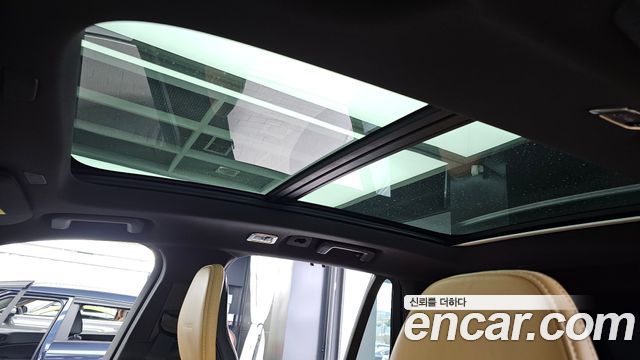 Volvo XC90 2019 — photo 25