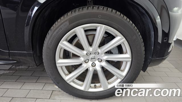 Volvo XC90 2019 — photo 7