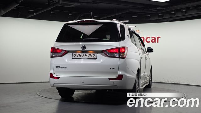 KG Mobility KORANDO 2015 — photo 4