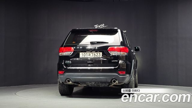 Jeep Cherokee 2018 — photo 2