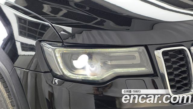 Jeep Cherokee 2018 — photo 3