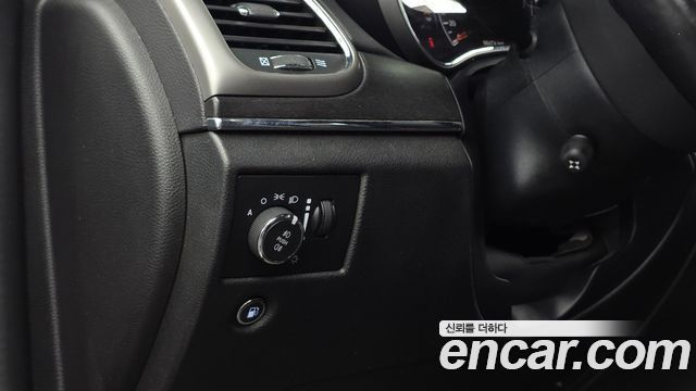 Jeep Cherokee 2018 — photo 23