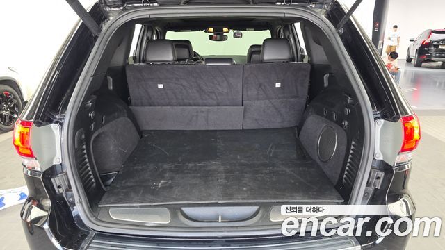 Jeep Cherokee 2018 — photo 26