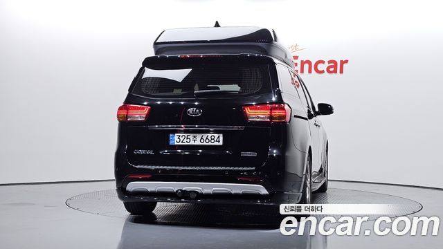 Kia Canival 2017 — photo 4