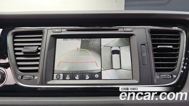 Kia Canival 2017 — photo 21
