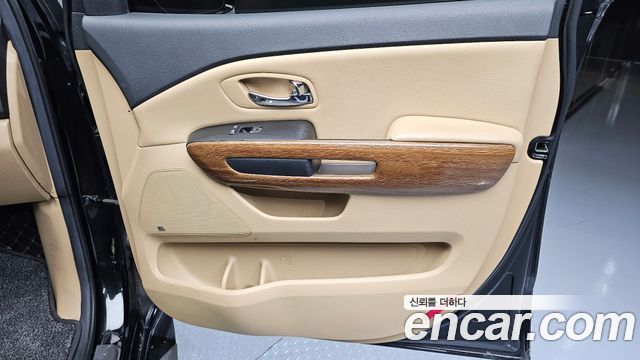 Kia Canival 2017 — photo 15