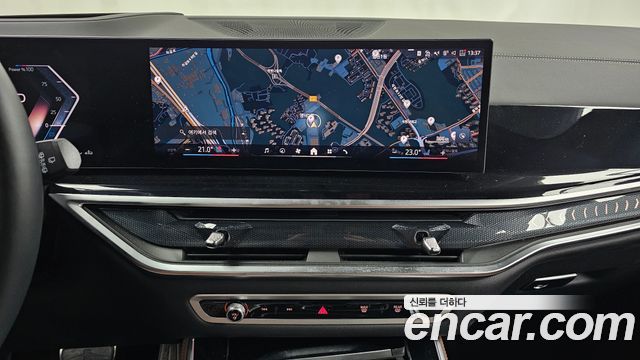 BMW X5 2025 — photo 18