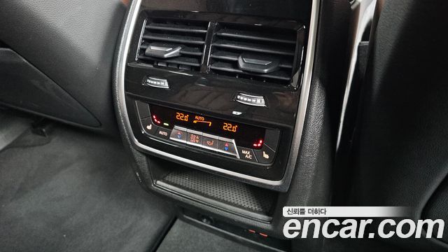 BMW X5 2025 — photo 31