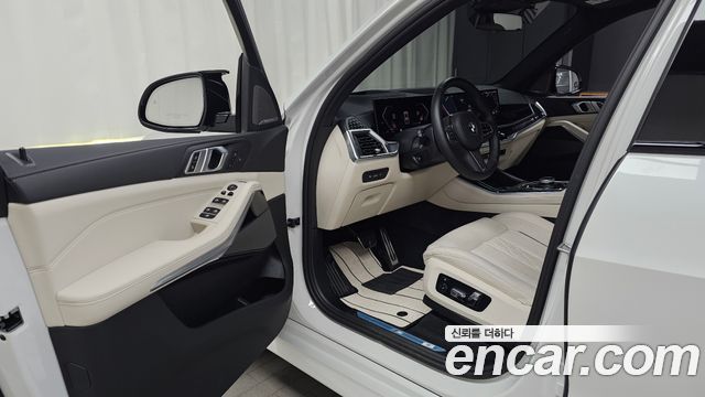 BMW X5 2025 — photo 13