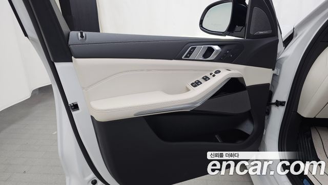 BMW X5 2025 — photo 14
